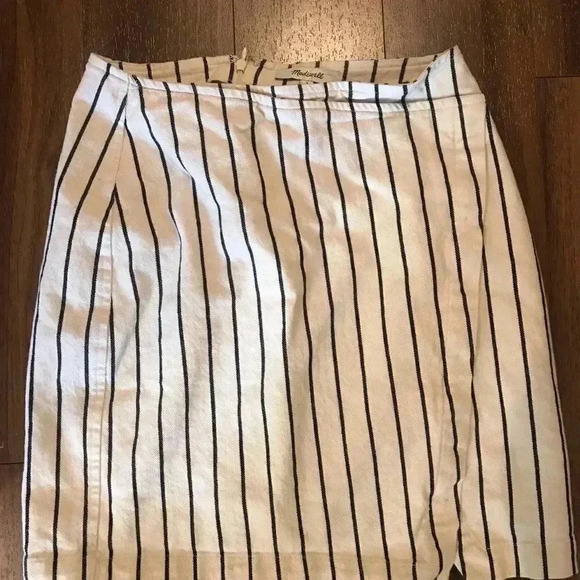 Madewell Skirt  - Picture 3 of 3
